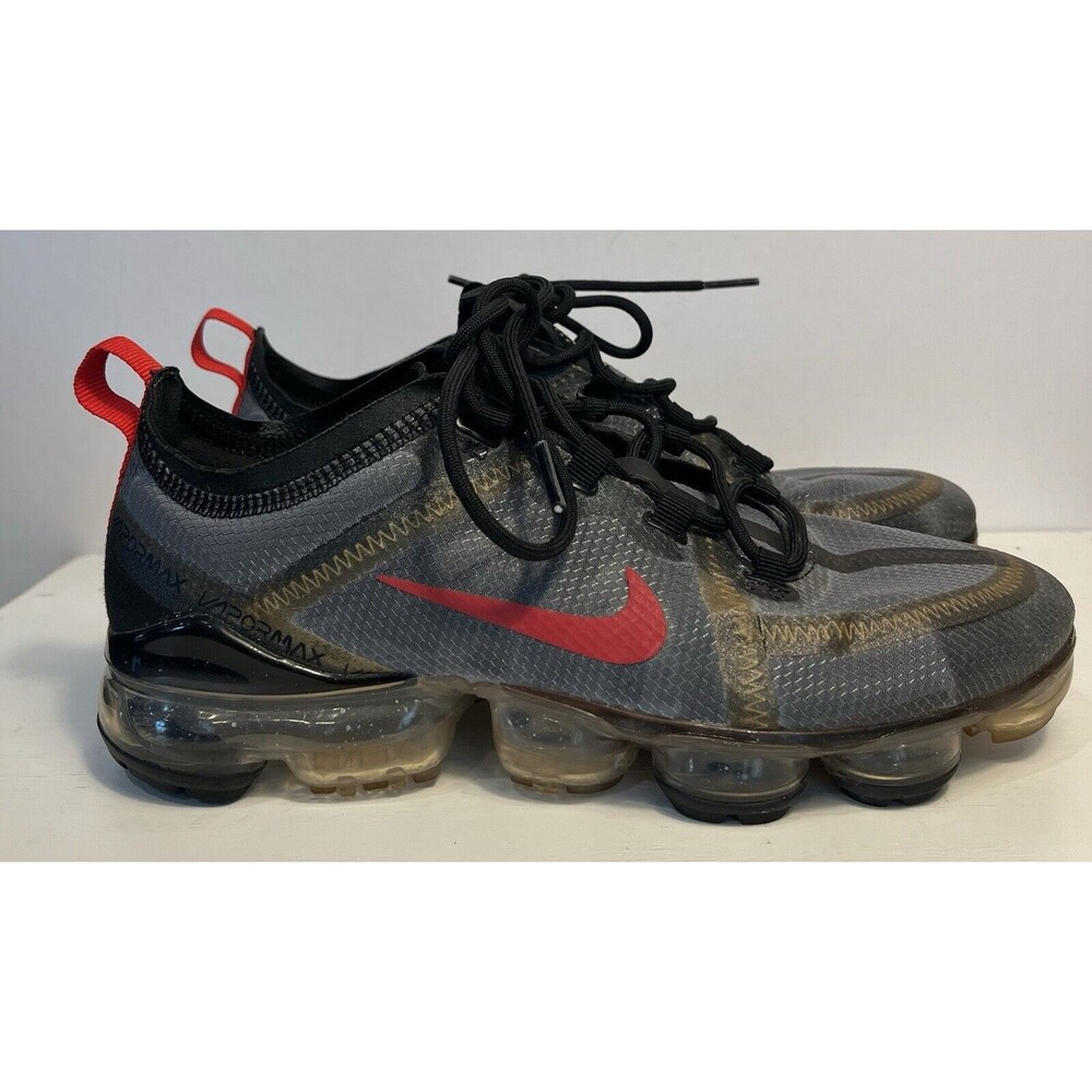 NIKE Air Vapormax 2019 Black Metallic Gold Red Sneakers Size 8